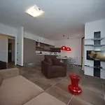 Les Maisons - Ruculi Hospitality * Tignale