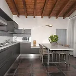 Les Maisons - Ruculi Hospitality Apartmán