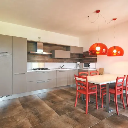 דירה Les Maisons - Ruculi Hospitality טיניאלה
