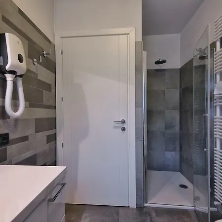 Les Maisons - Ruculi Hospitality Apartament Tignale